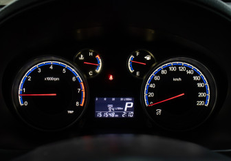 Подержанный автомобиль Suzuki SX4 Hatchback 2014 года (13 фото)