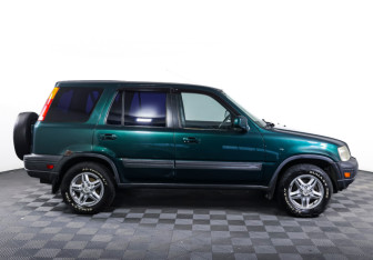 Подержанный автомобиль Honda CR-V 1999 года (4 фото)