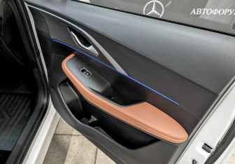 Подержанный автомобиль Omoda C5 2023 года (23 фото)