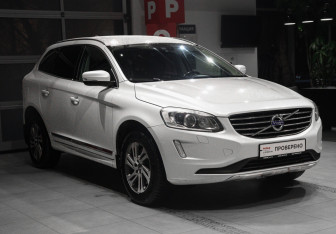 Подержанный автомобиль Volvo XC60 2015 года (3 фото)