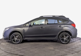 Подержанный автомобиль Subaru XV 2013 года (8 фото)