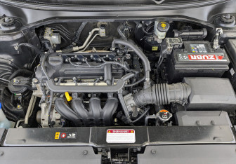 Подержанный автомобиль Kia Rio Hatchback 2020 года (9 фото)