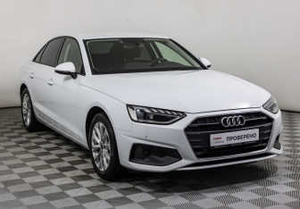Подержанный автомобиль Audi A4 Sedan 2022 года (3 фото)