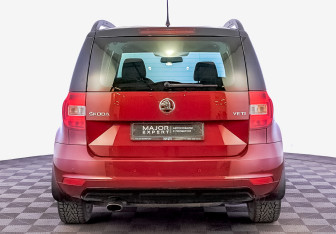 Подержанный автомобиль Skoda Yeti 2016 года (6 фото)