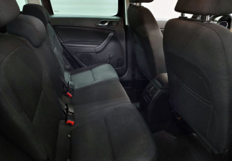 Подержанный автомобиль Skoda Yeti 2014 года (12 фото)