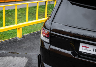 Подержанный автомобиль Land Rover Range Rover Sport 2014 года (14 фото)