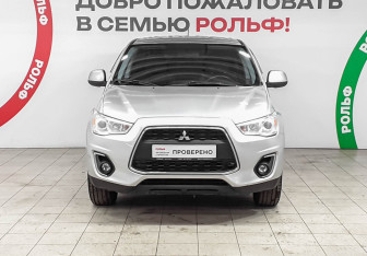 Подержанный автомобиль Mitsubishi ASX 2013 года (2 фото)