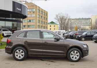 Подержанный автомобиль Audi Q5 2012 года (4 фото)