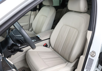 Подержанный автомобиль Audi A6 Sedan 2020 года (13 фото)