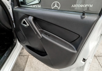 Подержанный автомобиль LADA (ВАЗ) Granta Sedan 2023 года (23 фото)