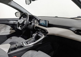 Подержанный автомобиль Kaiyi E5 2024 года (13 фото)