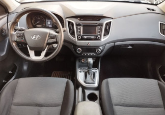 Подержанный автомобиль Hyundai Creta 2017 года (9 фото)