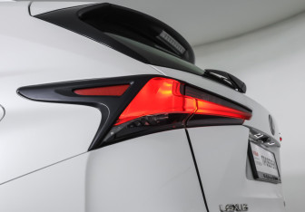 Подержанный автомобиль Lexus NX 2019 года (20 фото)