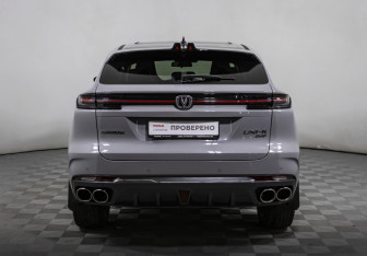 Подержанный автомобиль Changan UNI-K 2023 года (6 фото)