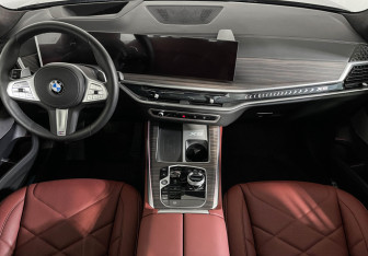 Новый BMW X5 2025 (11 фото)