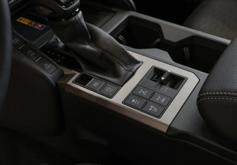 Новый Toyota Land Cruiser Prado 2025 (15 фото)