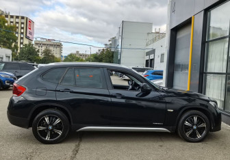 Подержанный автомобиль BMW X1 2011 года (4 фото)