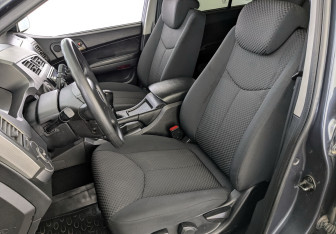 Подержанный автомобиль SsangYong Kyron 2014 года (20 фото)