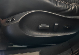 Подержанный автомобиль Infiniti FX 2011 года (19 фото)