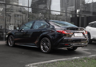 Новый Toyota Camry Sedan 2024 (7 фото)