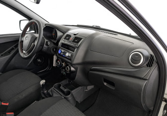 Подержанный автомобиль LADA (ВАЗ) Kalina Wagon 2018 года (13 фото)