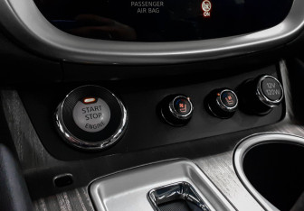 Подержанный автомобиль Nissan Murano Suv 2019 года (12 фото)