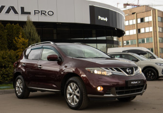 Подержанный автомобиль Nissan Murano Suv 2013 года (2 фото)