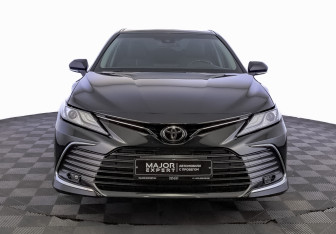 Подержанный автомобиль Toyota Camry Sedan 2023 года (2 фото)