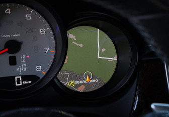 Подержанный автомобиль Porsche Macan 2014 года (24 фото)