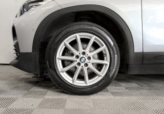Подержанный автомобиль BMW X2 2020 года (18 фото)