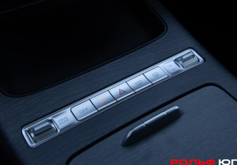 Подержанный автомобиль Geely Preface 2024 года (16 фото)