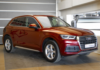 Подержанный автомобиль Audi Q5 2017 года (3 фото)