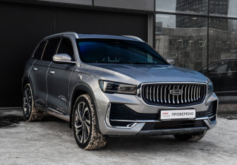 Подержанный автомобиль Geely Monjaro 2023 года (3 фото)