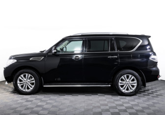 Подержанный автомобиль Nissan Patrol 2013 года (8 фото)