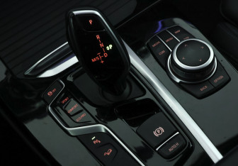 Подержанный автомобиль BMW X4 2021 года (21 фото)