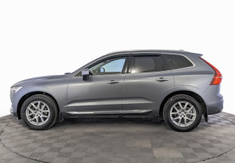Подержанный автомобиль Volvo XC60 2021 года (8 фото)