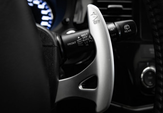 Подержанный автомобиль Mitsubishi Outlander 2016 года (17 фото)