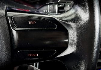 Подержанный автомобиль Kia Rio Hatchback 2021 года (27 фото)