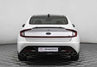 Подержанный автомобиль Hyundai Sonata 2019 года (6 фото)