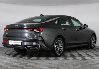 Подержанный автомобиль Kia K5 2020 года (5 фото)