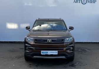 Подержанный автомобиль Changan CS35PLUS 2020 года (2 фото)