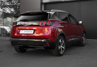 Подержанный автомобиль Peugeot 3008 2018 года (5 фото)