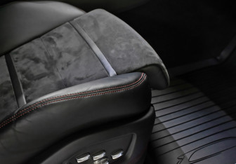 Подержанный автомобиль Porsche Cayenne 2021 года (11 фото)