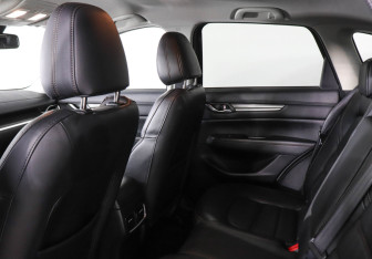 Подержанный автомобиль Mazda CX-5 2019 года (12 фото)