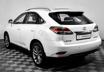 Подержанный автомобиль Lexus RX 2013 года (7 фото)