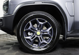 Подержанный автомобиль Jetour T2 2024 года (24 фото)