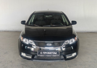 Подержанный автомобиль Kia Cerato Sedan 2013 года (2 фото)