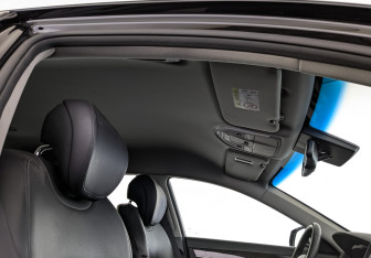 Подержанный автомобиль Hyundai Genesis 2016 года (23 фото)