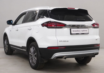 Подержанный автомобиль Geely Atlas Pro 2023 года (7 фото)