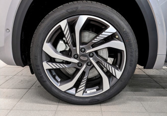 Новый Geely Monjaro 2025 (7 фото)